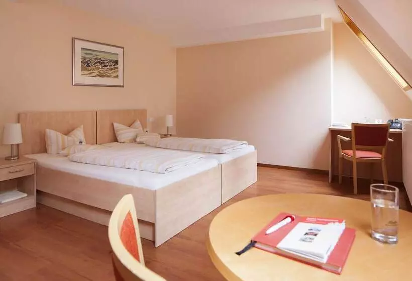 هتل Caritas Tagungszentrum