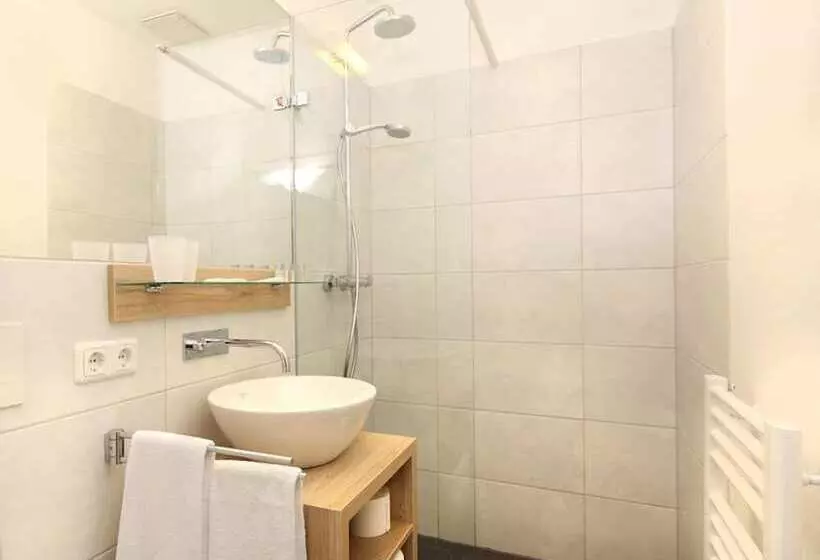 호텔 Hubertushöhe