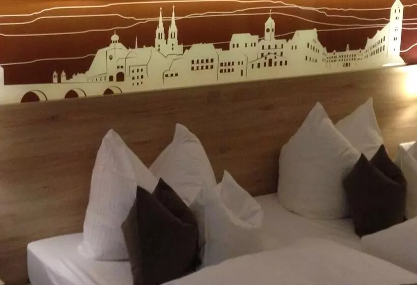 호텔 Hubertushöhe