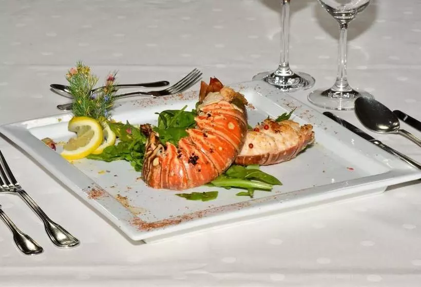 ホテル Restaurant Alpenhof