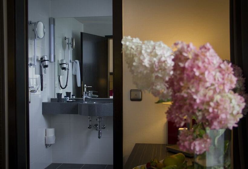 בית מלון כפרי Restaurant Passmann