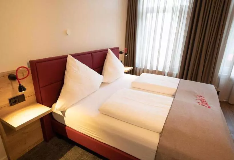 فندق Restaurant Zur Linde