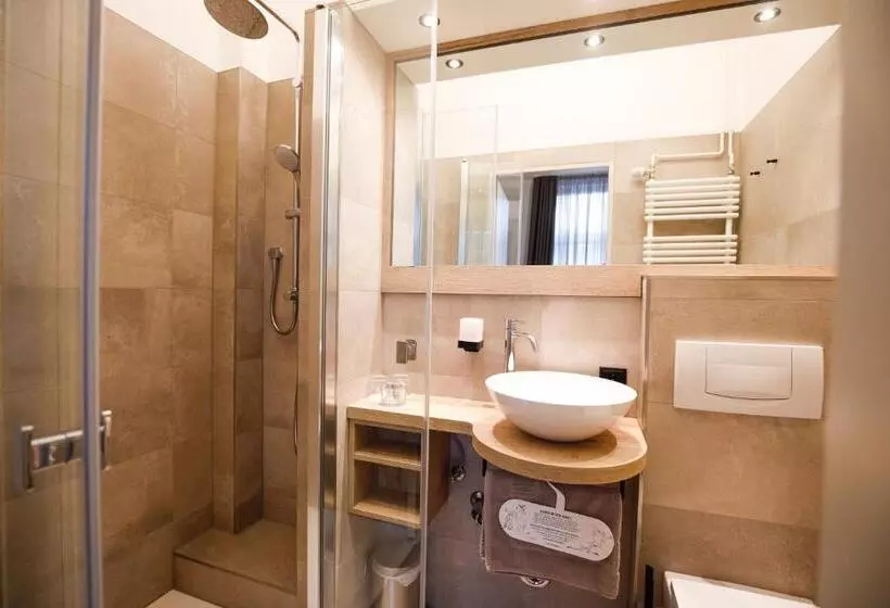 فندق Restaurant Zur Linde