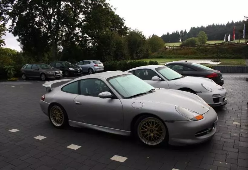 בית מלון כפרי Retterath Am Nürburgring
