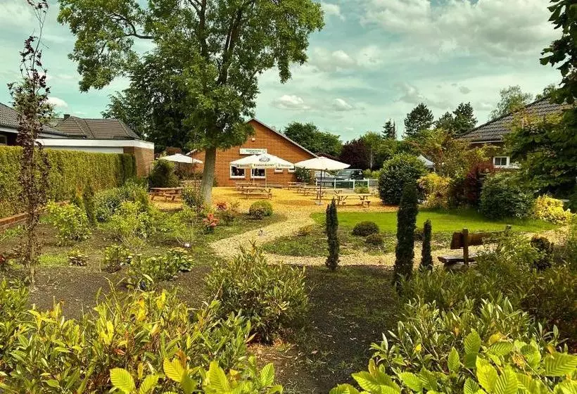 Отель Schützenhof Kirchhatten