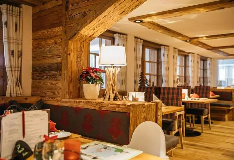 Familien  Und Wellnesshotel Viktoria