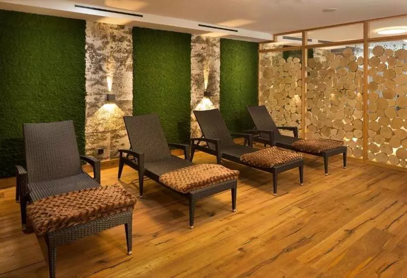 Familien  Und Wellnesshotel Viktoria