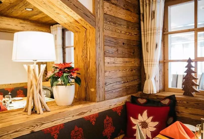 Familien  Und Wellnesshotel Viktoria