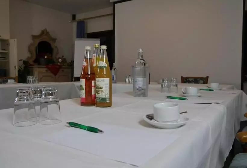 Отель Restaurant Waldschlößchen