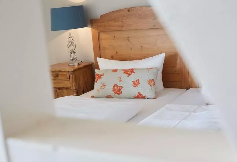 膳宿费 Gastehaus Warsteiner Welt