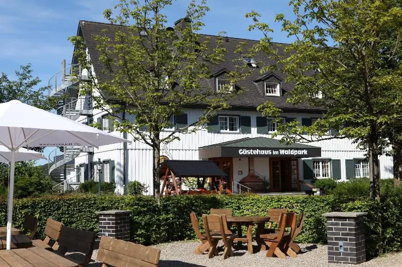 ペンション Gastehaus Warsteiner Welt