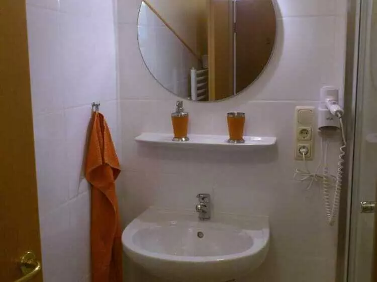 Bed and Breakfast Eifel   Pension