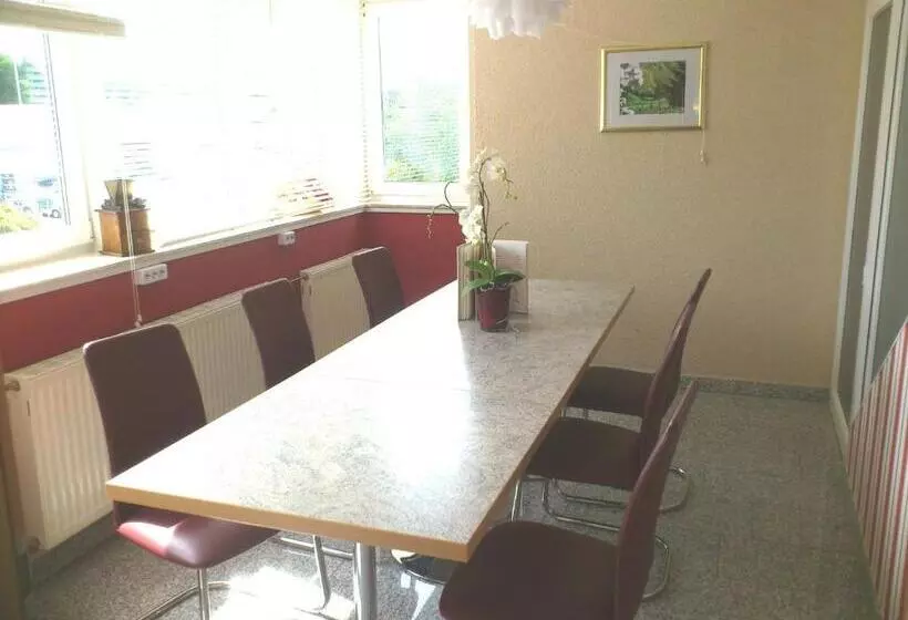 Bed and Breakfast Eifel   Pension