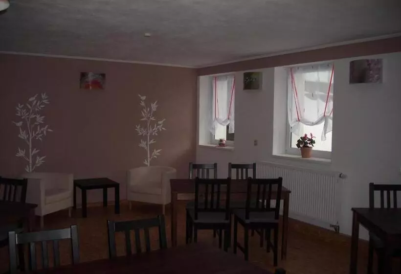 Bed and Breakfast Greizer Kammhütte Gaststätte & Pension