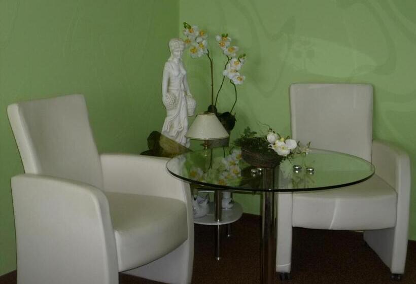 مبيت وإفطار Pension Haus Germania