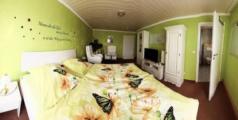 مبيت وإفطار Pension Haus Germania