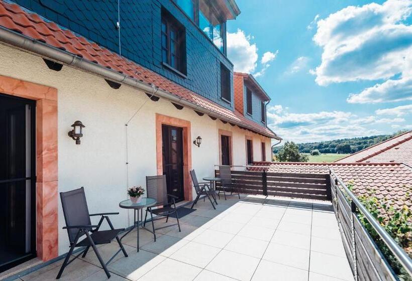 Erlebnishotel Zur Schiffsmühle Gmbh