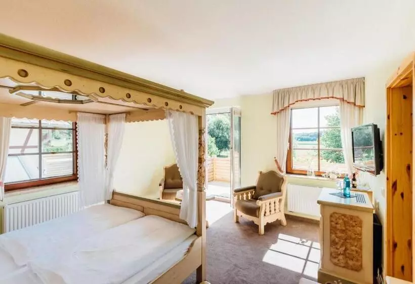 Erlebnishotel Zur Schiffsmühle Gmbh