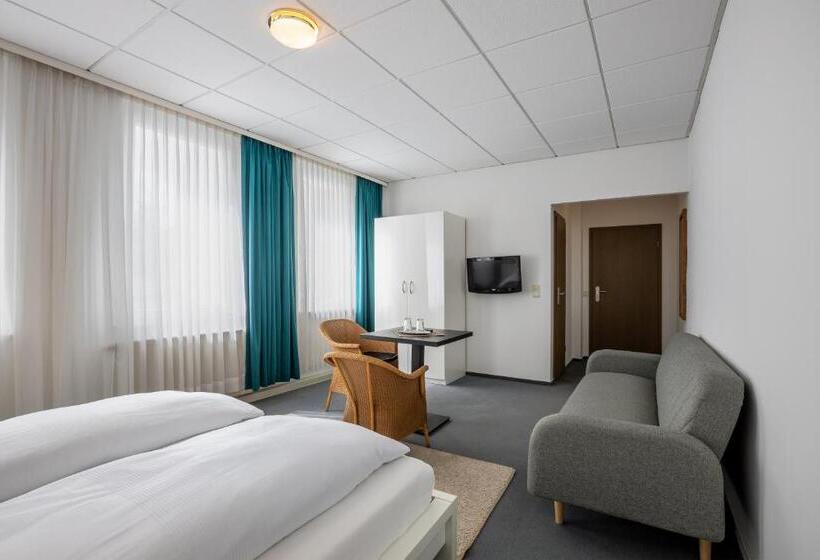 Отель Annet Garni