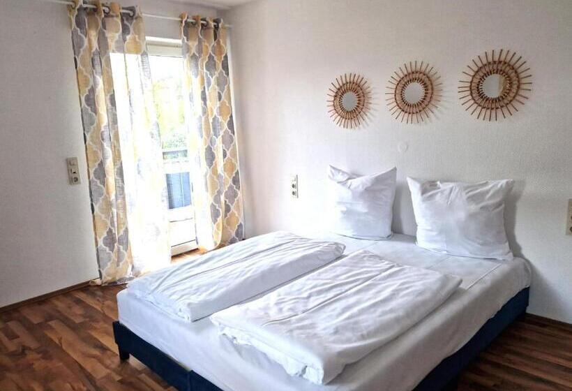 Отель Engelskirchen