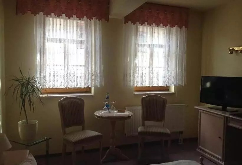 Отель Zum Stadttor