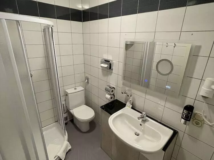 Hotelli Haus Hennesburg, Garni