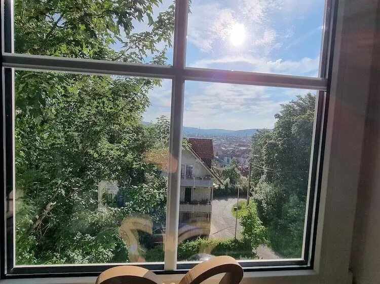 Hotelli Haus Hennesburg, Garni