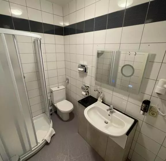 Hotelli Haus Hennesburg, Garni