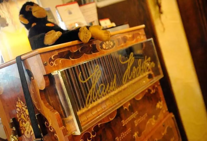 Landidyll Hotel Haus Hochstein