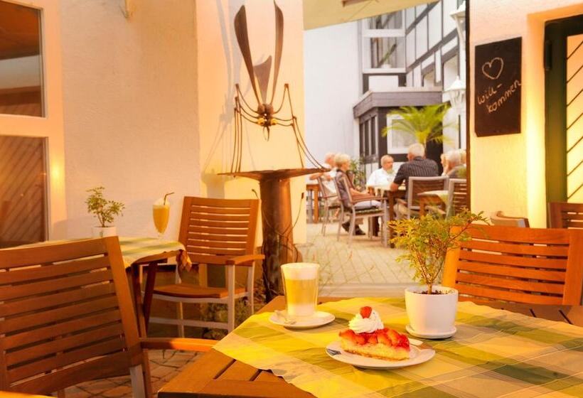 Landidyll Hotel Haus Hochstein