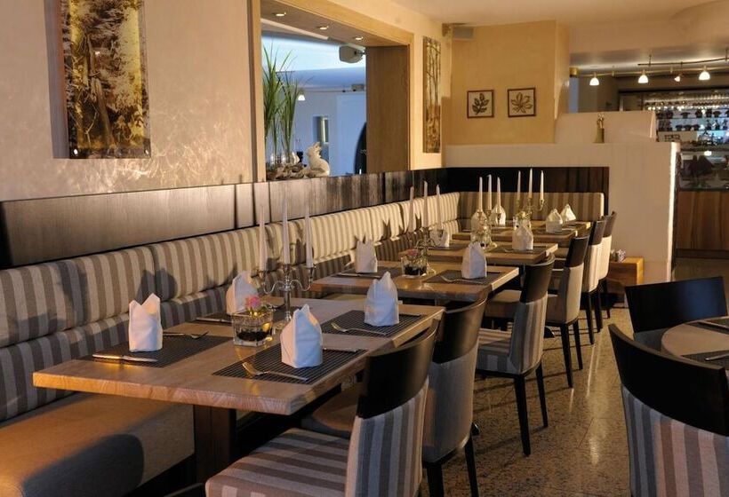 Landidyll Hotel Haus Hochstein