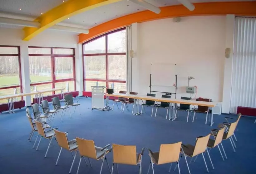 酒店 Landessportschule Bad Blankenburg