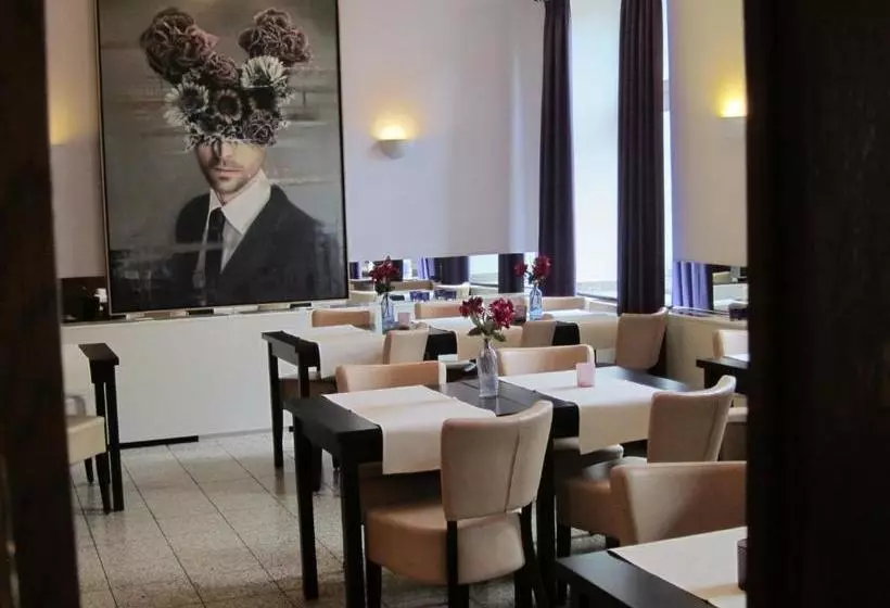 Boutique Garni Hotel Papillon