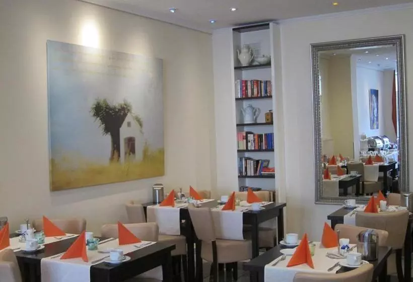 Boutique Garni Hotel Papillon