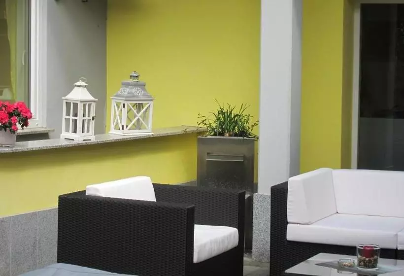 Boutique Garni Hotel Papillon