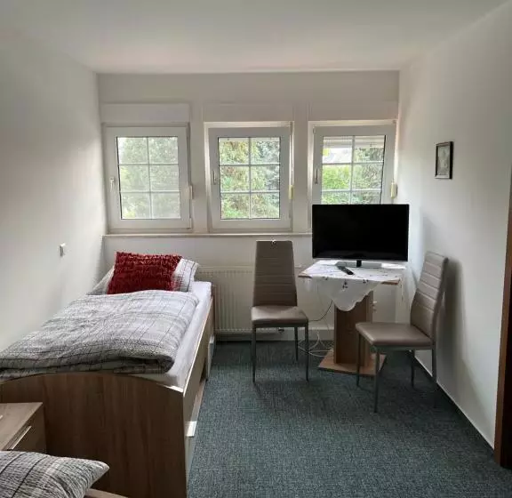 Отель Pension Lydia