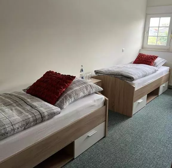 Отель Pension Lydia