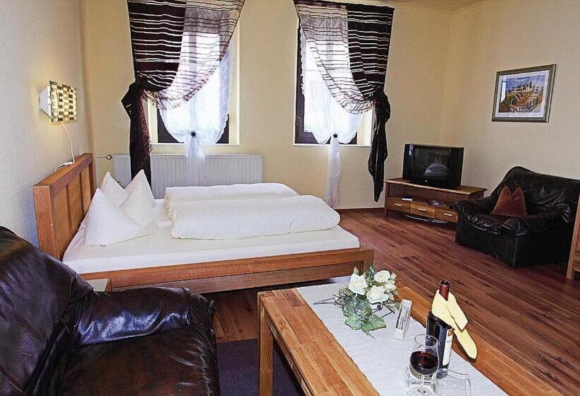 酒店 Pension Zum Markt