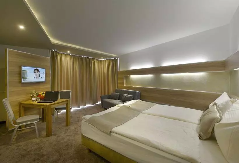 Petul Apart Hotel City Premium