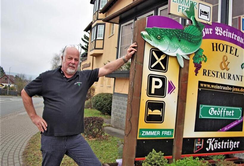 ホテル & Restaurant Zur Weintraube