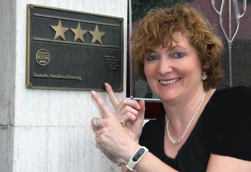 酒店 Zur Alten Quelle