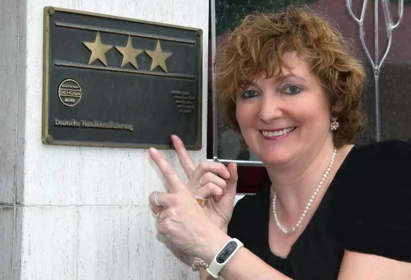 בית מלון כפרי Zur Alten Quelle