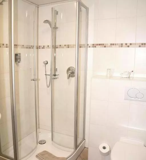 בית מלון כפרי Zur Alten Quelle