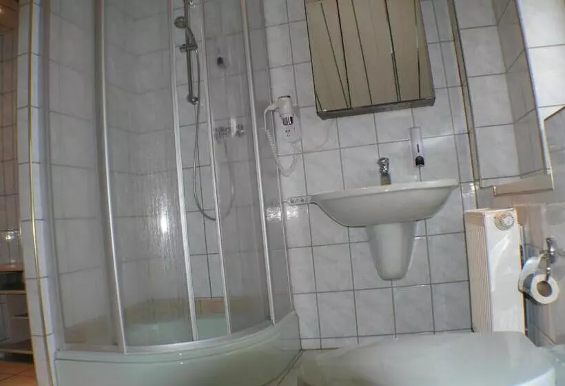 فندق Zur Deutschen Eiche