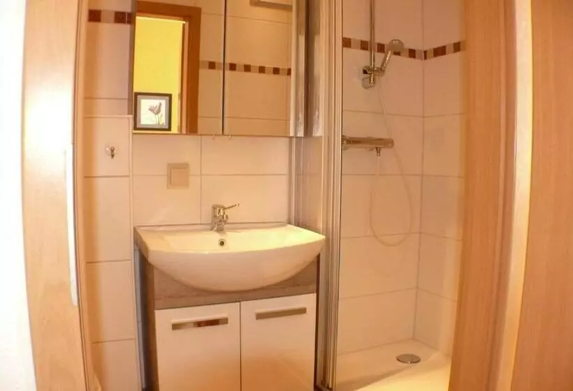 فندق Zur Deutschen Eiche