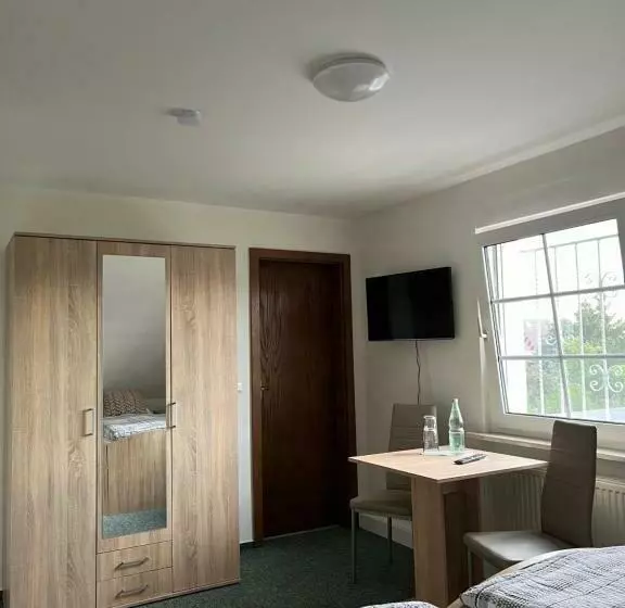 Отель Pension Lydia