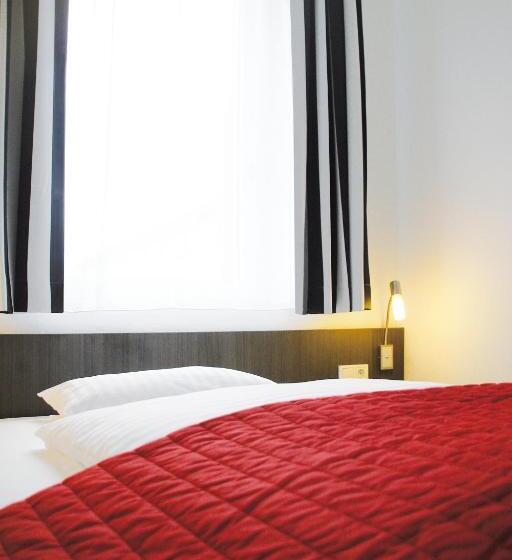 Alcatraz Hotel Am Japanischen Garten