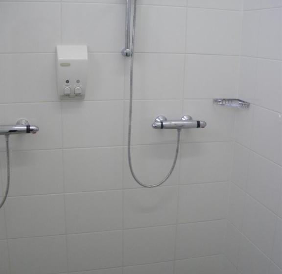 Alcatraz Hotel Am Japanischen Garten