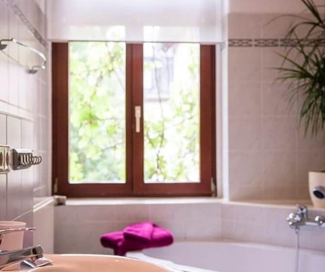 مبيت وإفطار Pension An Der Pillnitzer Schlossfähre