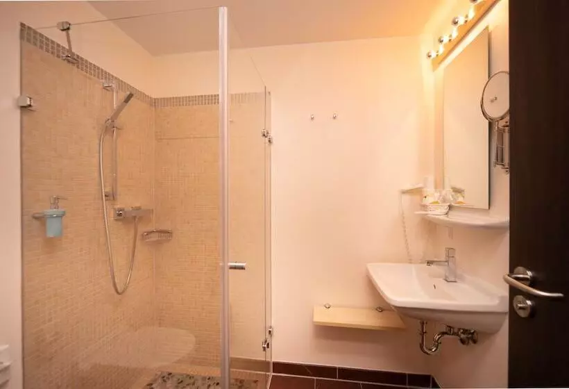 Bergwirtschaft Wilder Mann Hotel Und Restaurant